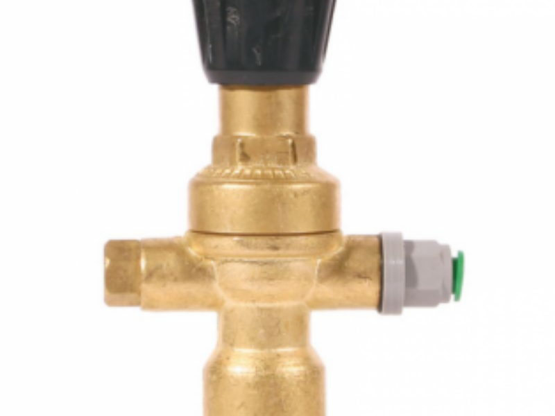 mini-mig-regulator-for-disposable-cylinders-1.png